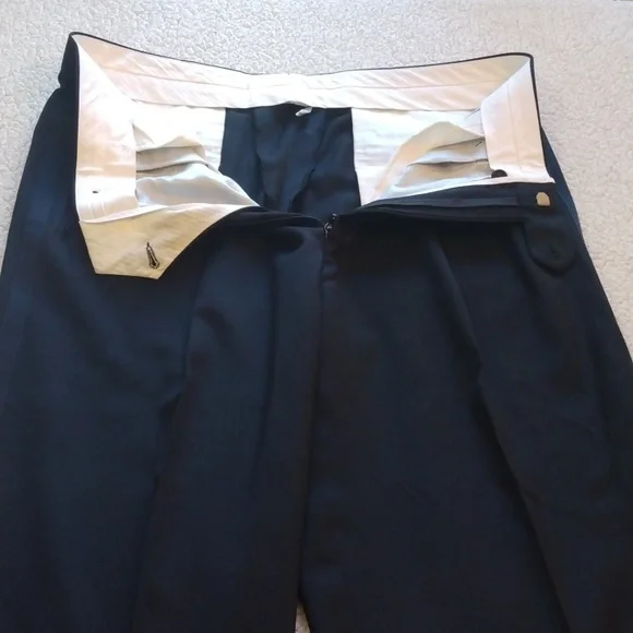 Hugo Boss Black Wool Double Breasted/Peak Lapel Dinner Jacket & Trousers  42R - Picture 14 of 15